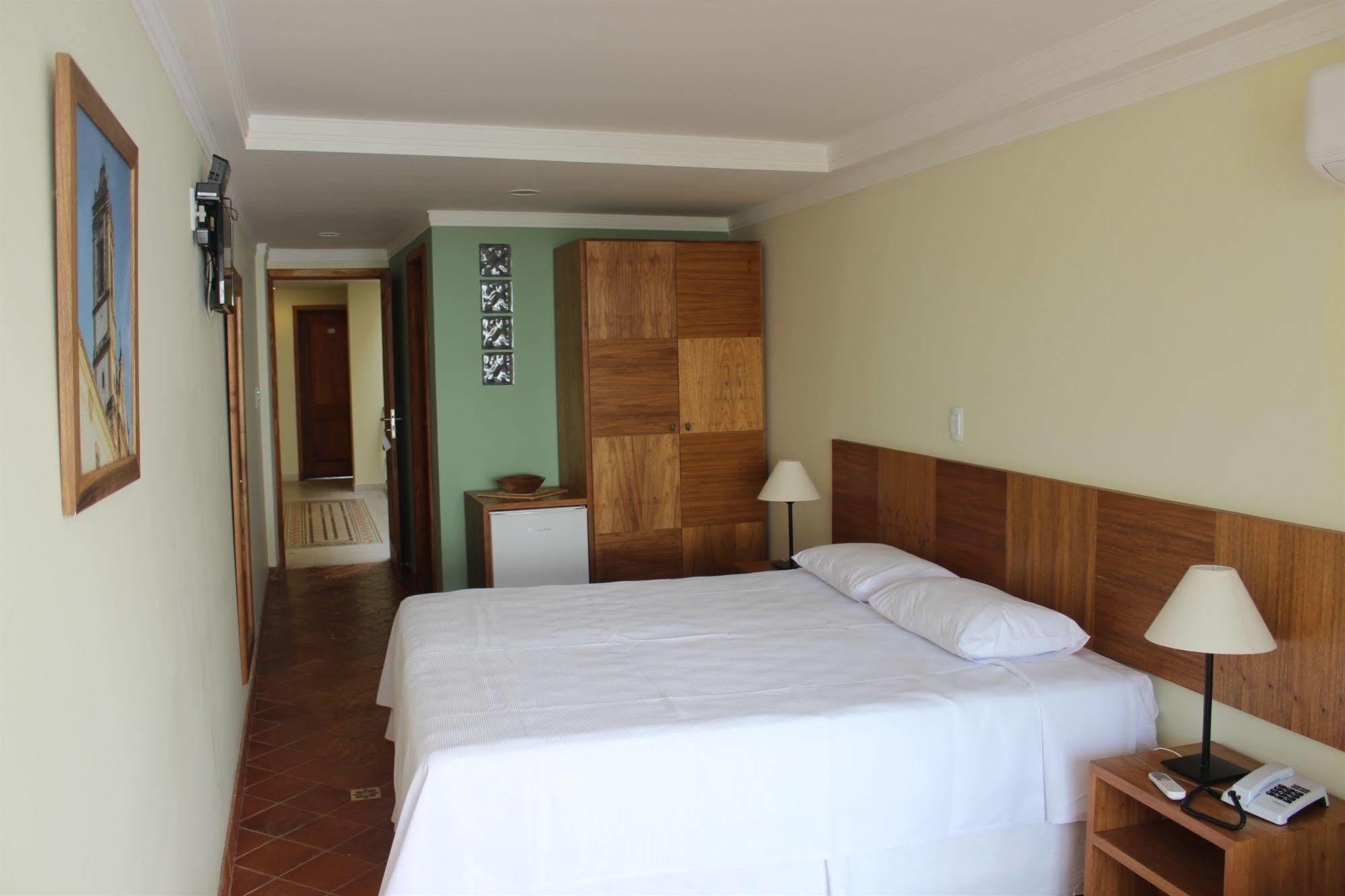 Hotel Cruz Do Pascoal Salvador Exteriör bild